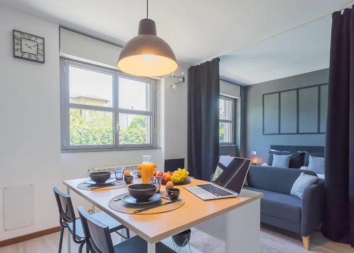Black Loft Como By Rent All Como