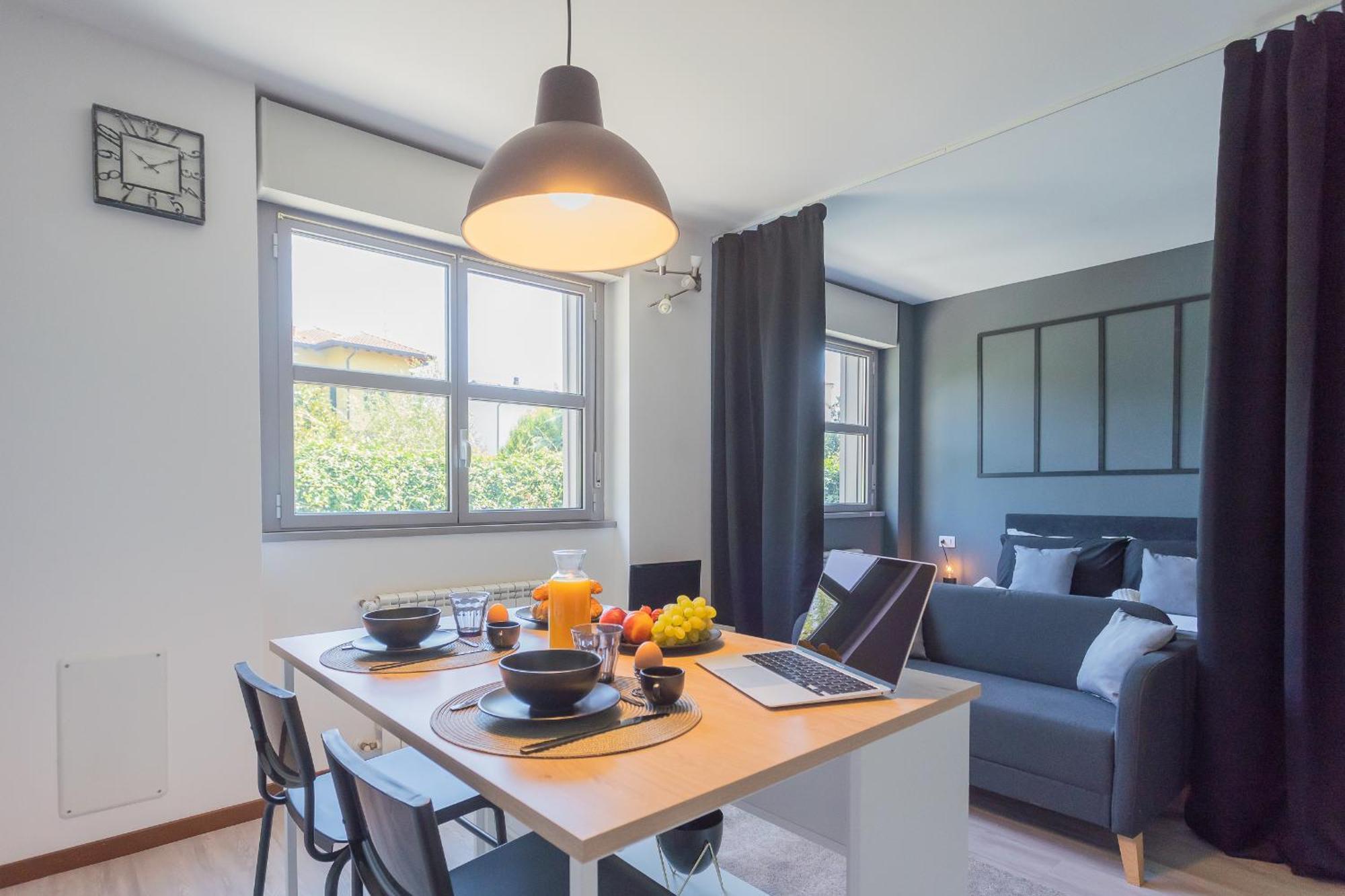 Black Loft By Rent Appartement Como